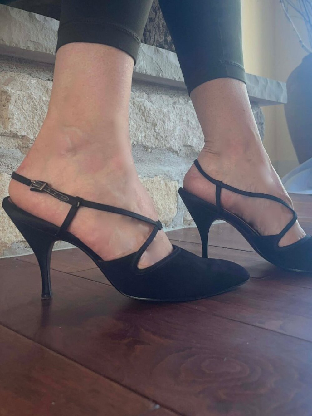 Rayne for T. Eaton Co. Vintage Suede and Satin Black Heels 8.5 Excellent